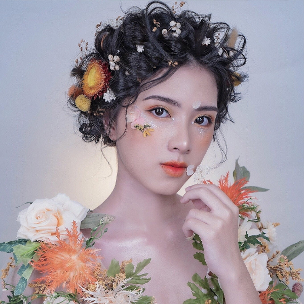 Trang điểm chụp hình concept